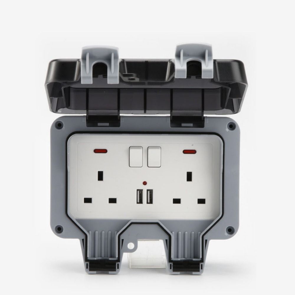 Waterproof Design Wall Switch Socket UK Plug USB Port Outdoor Switched Power Socket IP66 Waterproof Dust Proof Electrical Outlet