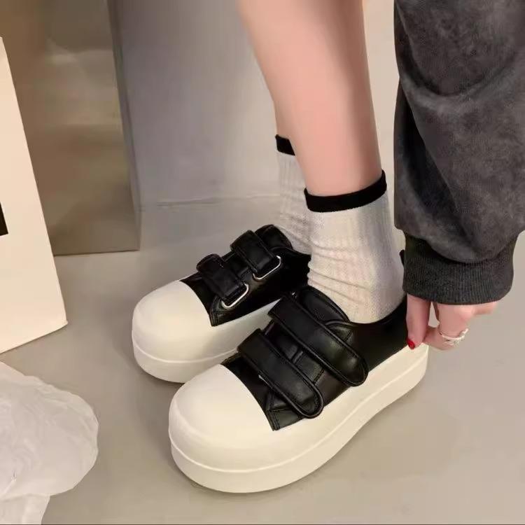 Little White Shoes Women's 2025 Spring and Summer New Casual Board Shoes Velcro Ugly Cute Big Head Shoes Cookie Sole Platform Single Shoes