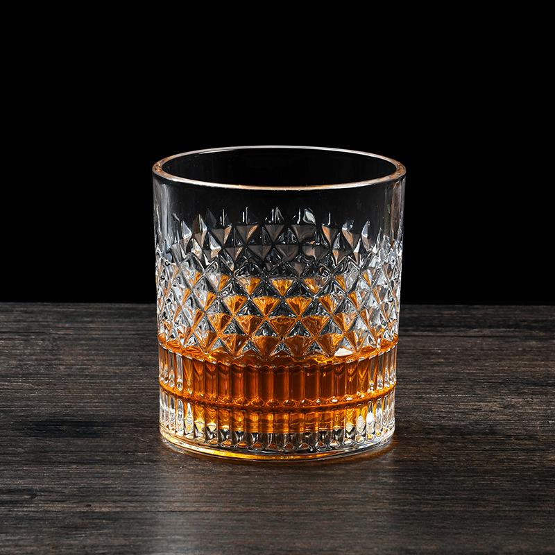 

Разные чашки Стеклянная посуда для питья Виски Бокал для иностранного вина Набор бокалов Креативный стеклянный пивной бокал Чашки для сока Бокал для коктейлей 1pcs