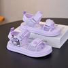 Children's open-toe beach shoes for spring and summer, cute bear-themed hook-and-loop sandals for girls.