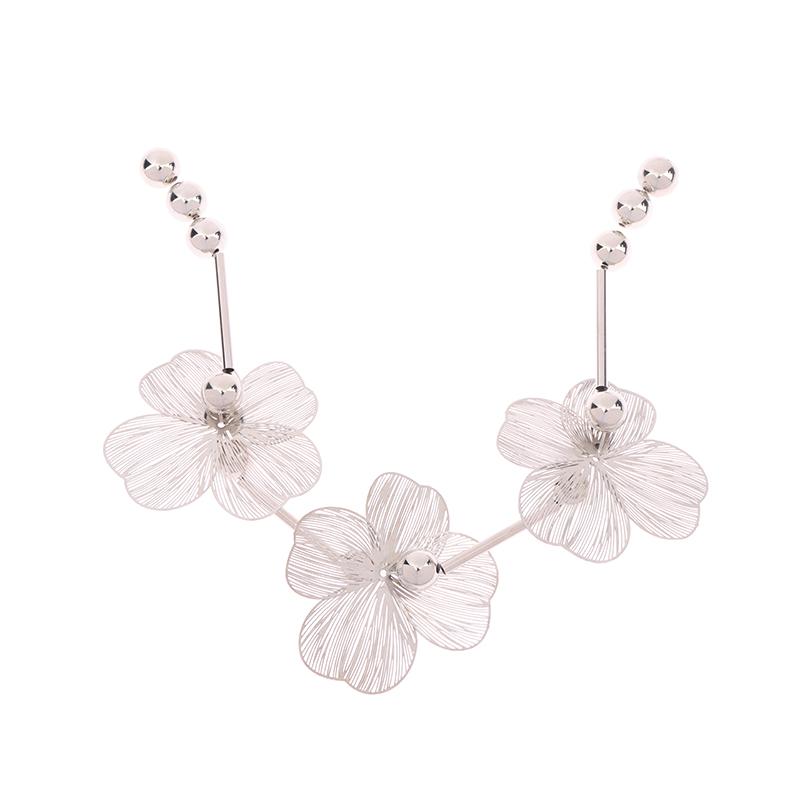 

Богемные аксессуары Цветы Подвеска Ожерелья Ожерелье Женщины Панк Ювелирные изделия Винтаж Чокер