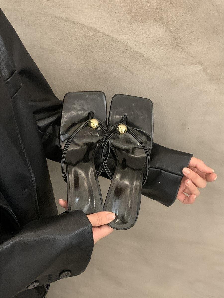 

Лето 2025 года, новые шлепанцы на высоком каблуке, туфли-феи, французские туфли на шпильке с юбкой, серебристые босоножки с антресольным носком 39 чёрный