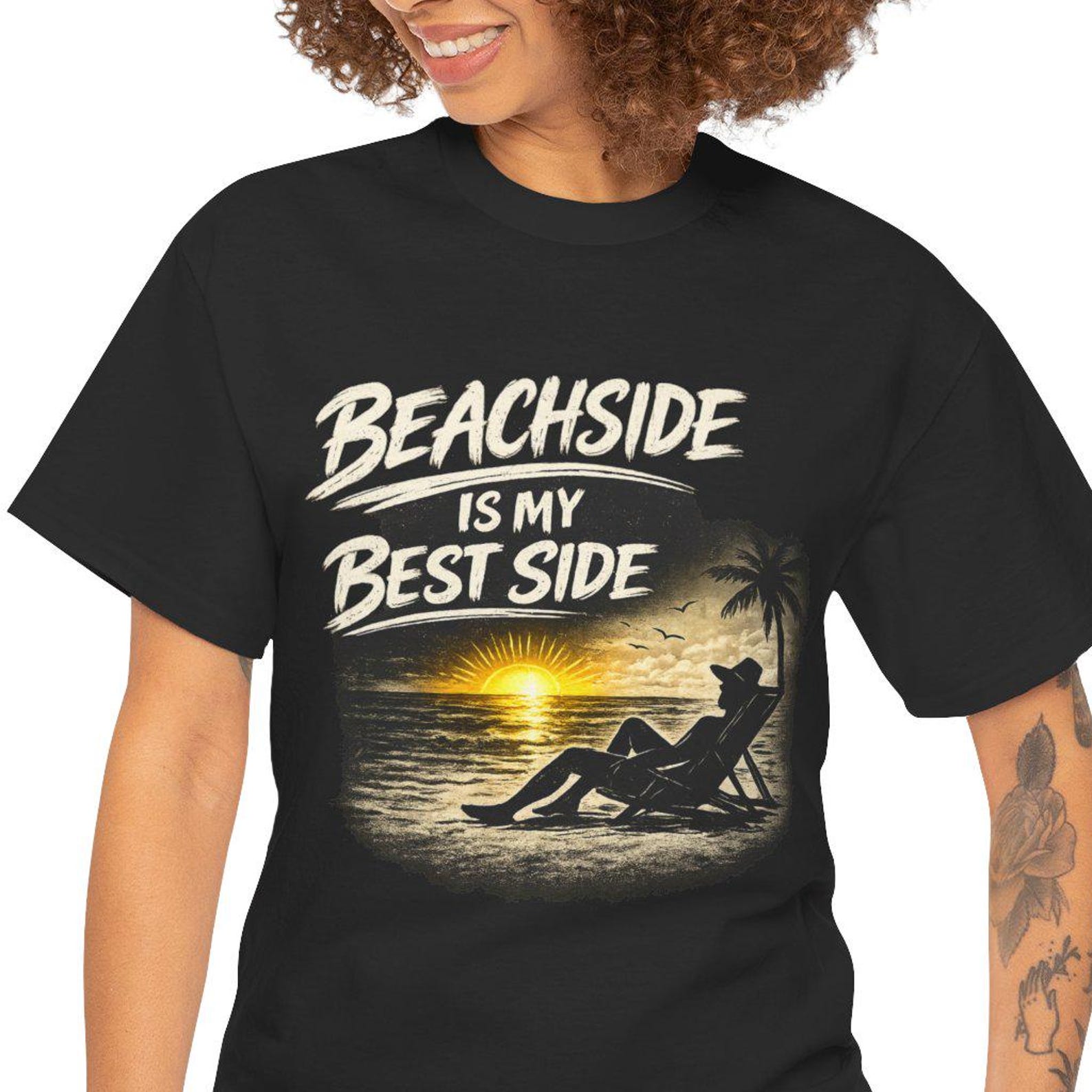 Beachside Sunset Palm Silhouette T-Shirt | Relaxed Fit Cotton Tee XL