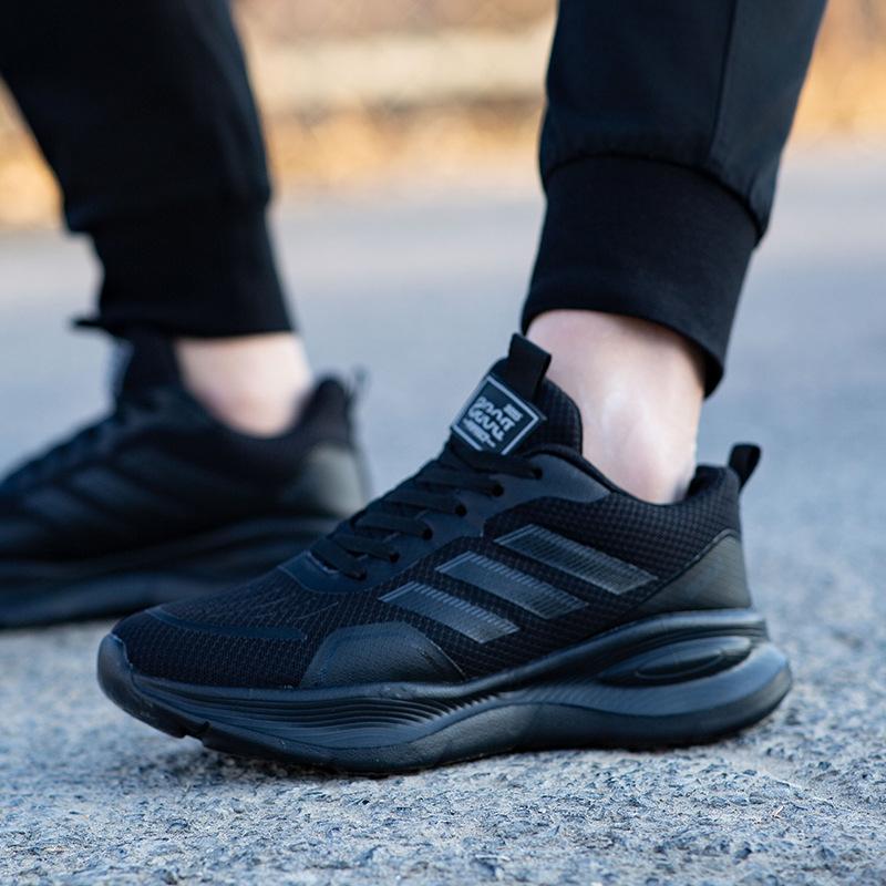 Neue Outdoor-Laufschuhe Neue leichte Laufschuhe mit weicher Sohle Freizeit-Sportschuhe Herren