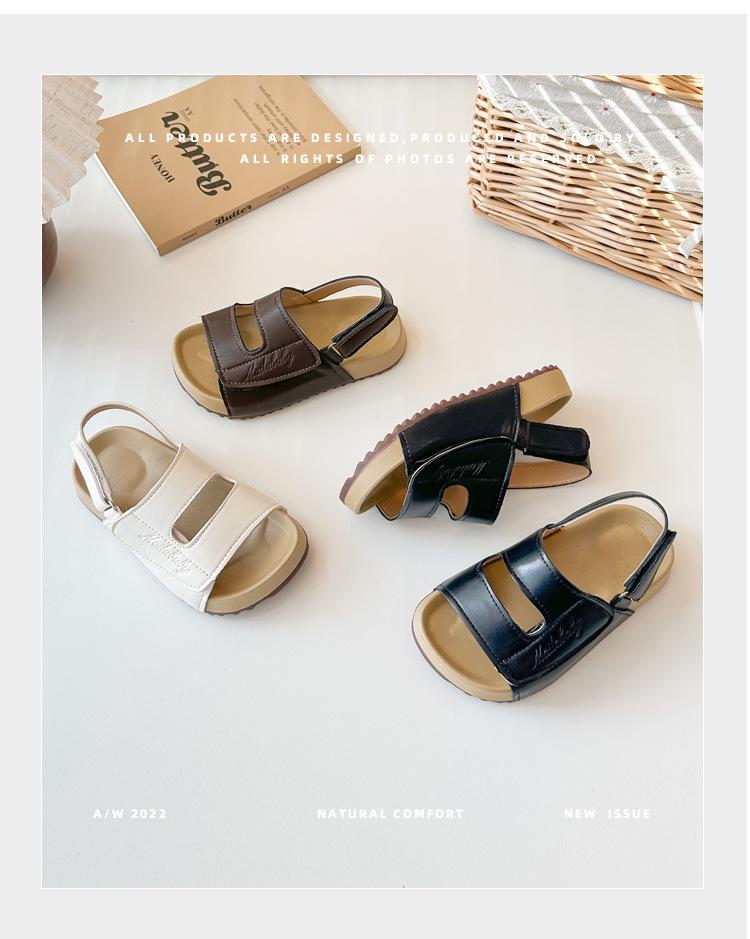 Sommer 2026: Vielseitige Klettverschluss-Sandalen für Mädchen – Neue lässige Strandschuhe von New Roman