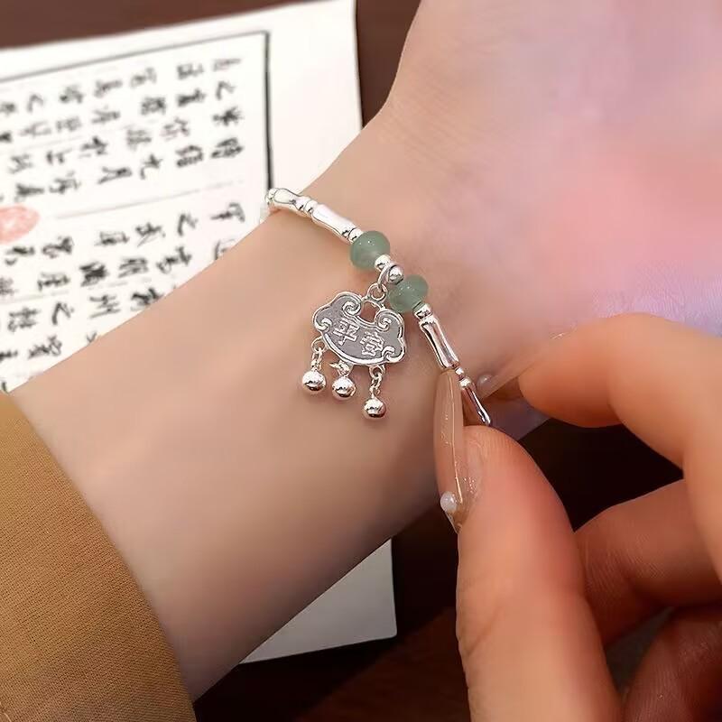 New Chinese style ancient style bamboo joint safety lock Fu brand small fresh girls gentle bracelet necklace girls birthday gift tide