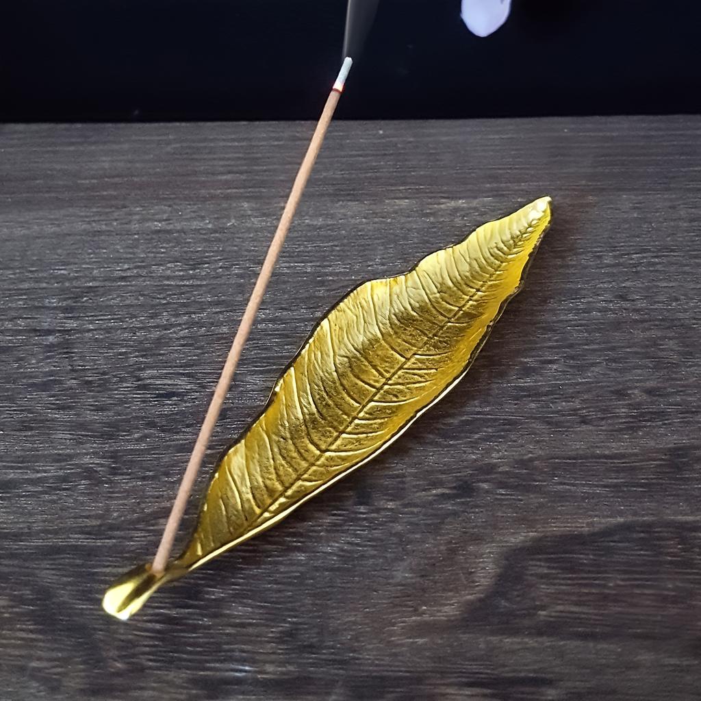 Leaf Incense Socket, Insert Incense Rack,creative aromatherapy decoration, Home indoor incense burner decoration, suitable for meditation, yoga