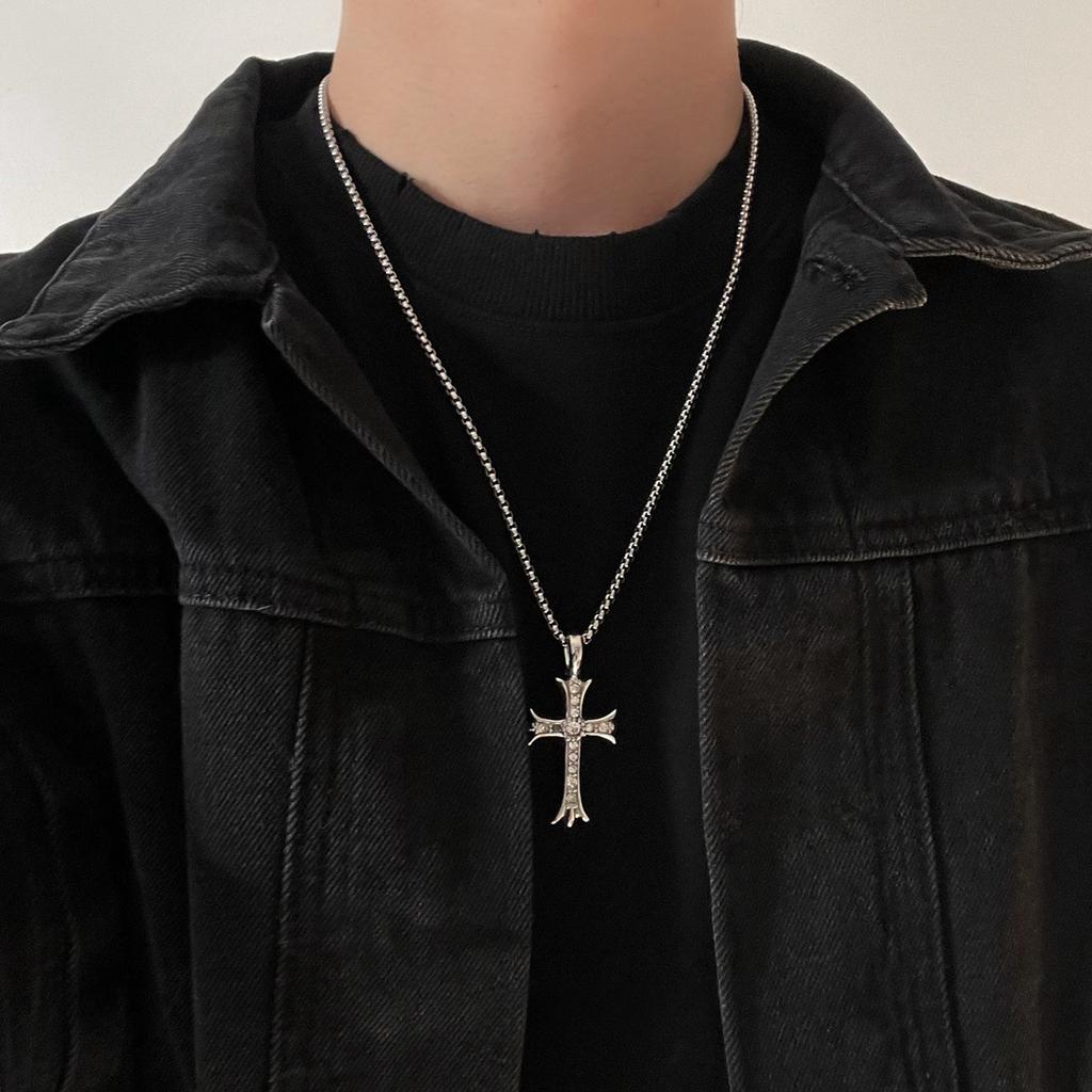 Cross flower diamond necklace European and American style hip hop men's high niche design cross women's sweater chain