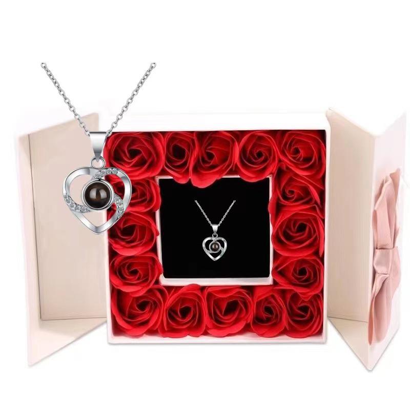 100 Languages 'I Love You' Heart Projection Necklace - Valentine's Day Gift