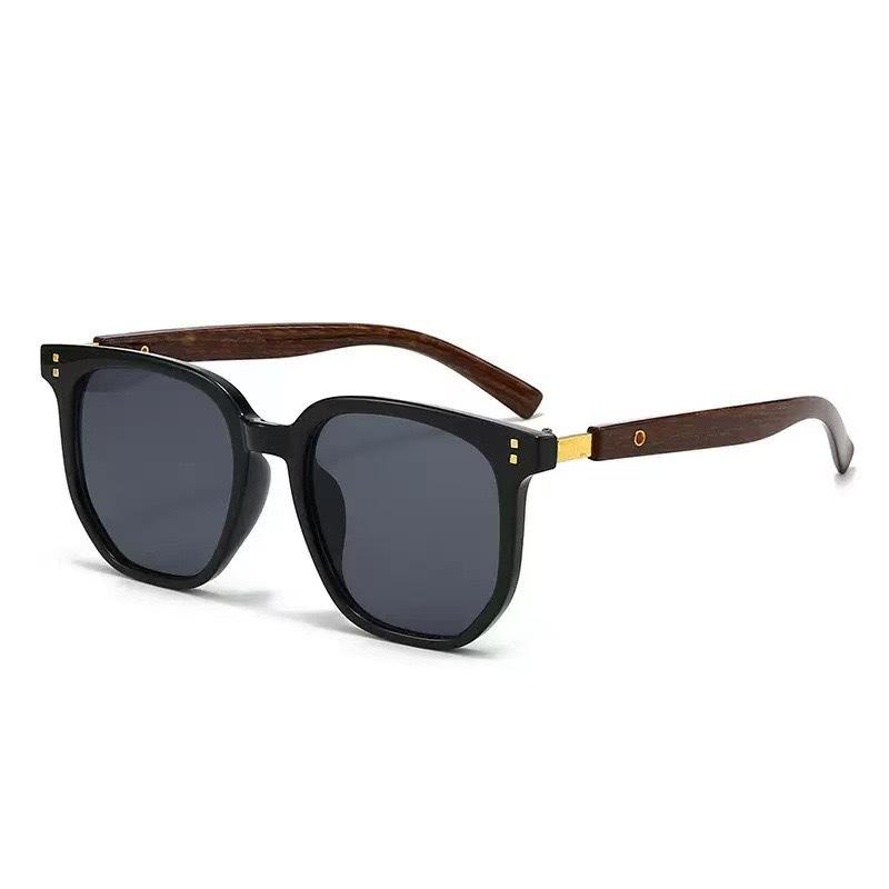 Trendy Square Frame Wood Grain Sunglasses with Brown Lenses - Versatile Style