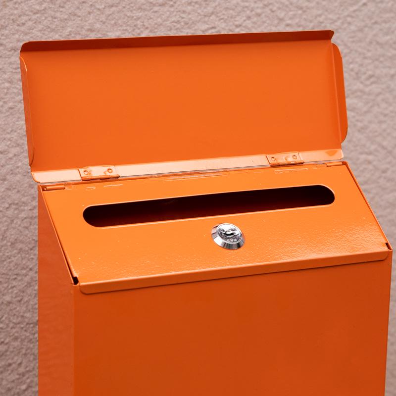 Wall-Mounted Retro Tin Mailbox with Lock