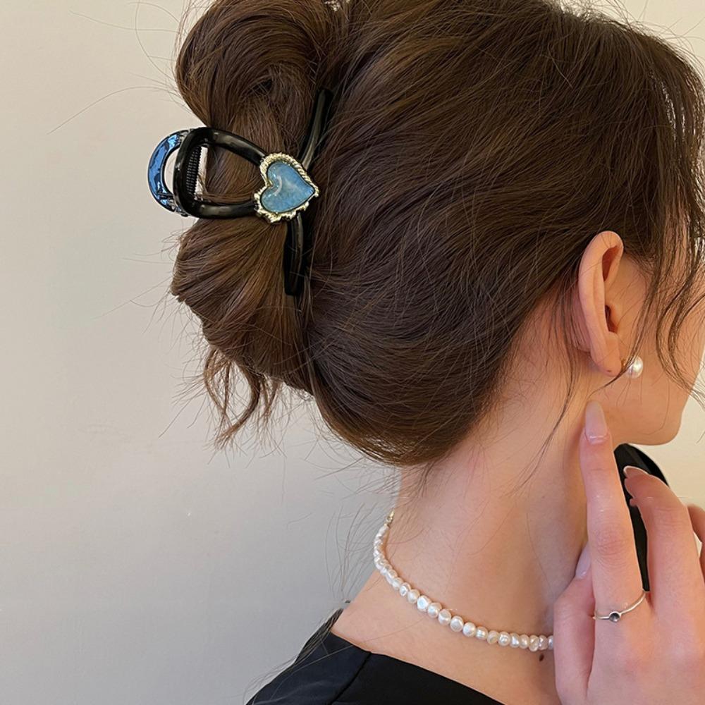 

Acrylic Love Hair Clip Sweet Hair Claw Fashion Hair Clips Styling Tool