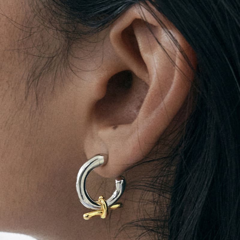 ATTICA Bind two earrings. ebs010