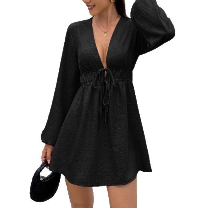 European & American Women's V-neck Lantern Sleeve Short Casual Dress with Waist-cinching Lace-up