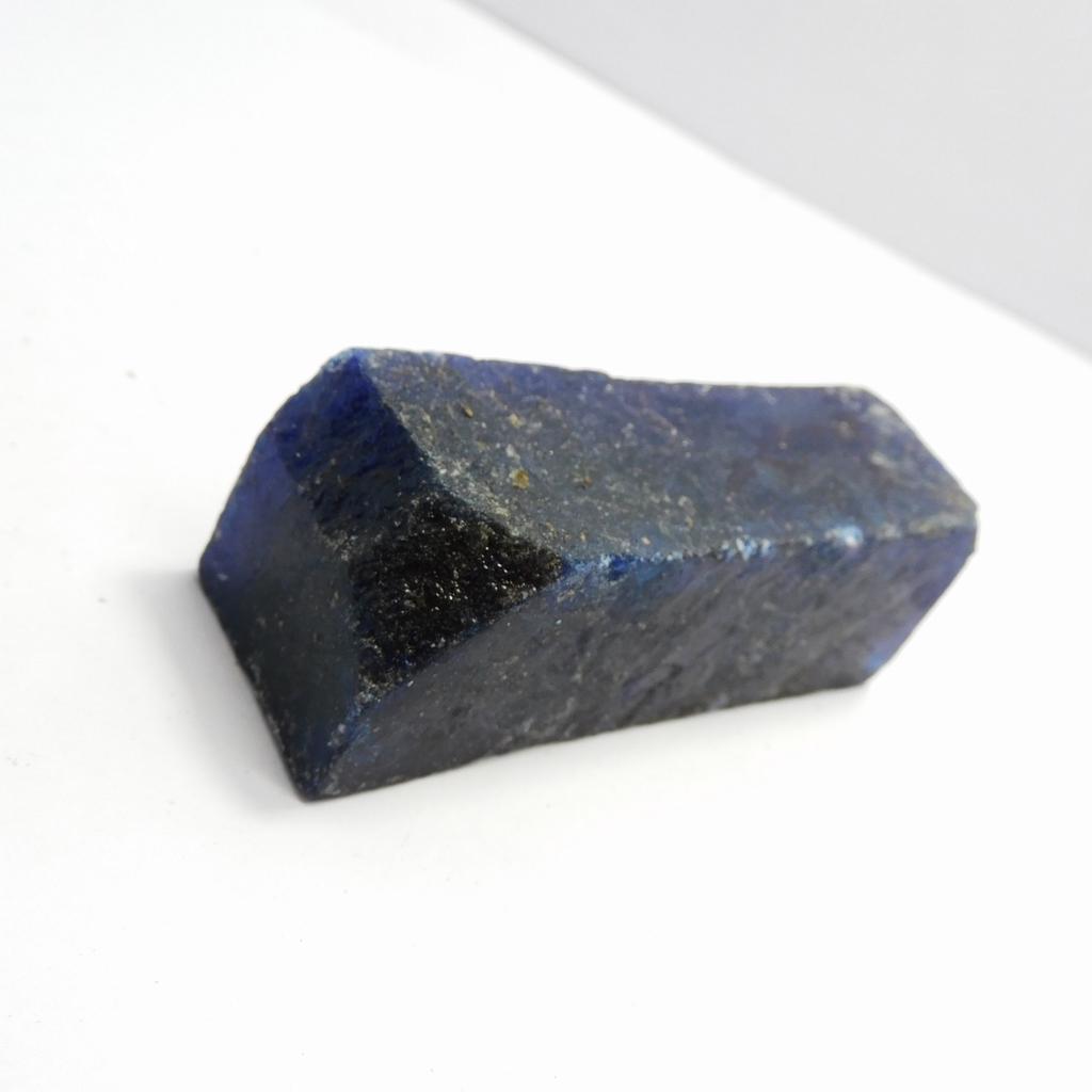 Natural Blue Sapphire Loose Gemstone 481.50 Ct Uncut Rough September Birthstone for Gem Collections