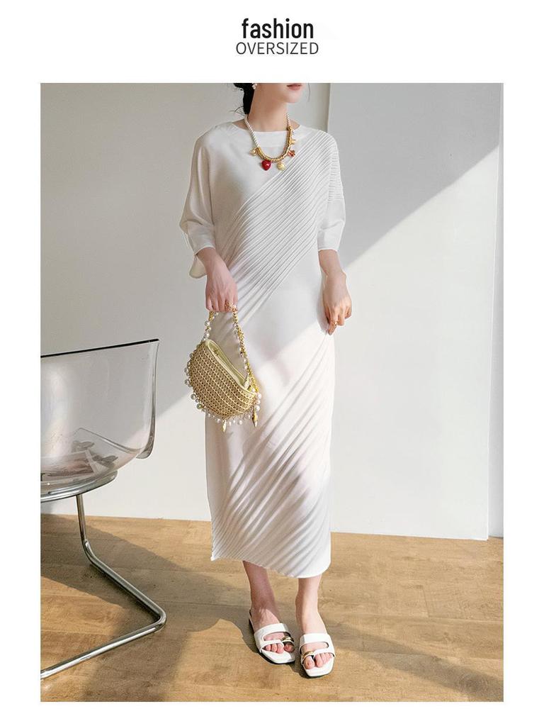 Original Design High-End Pleated Plus Size Loose Casual Dress - Light Luxury, New Spring Arrival