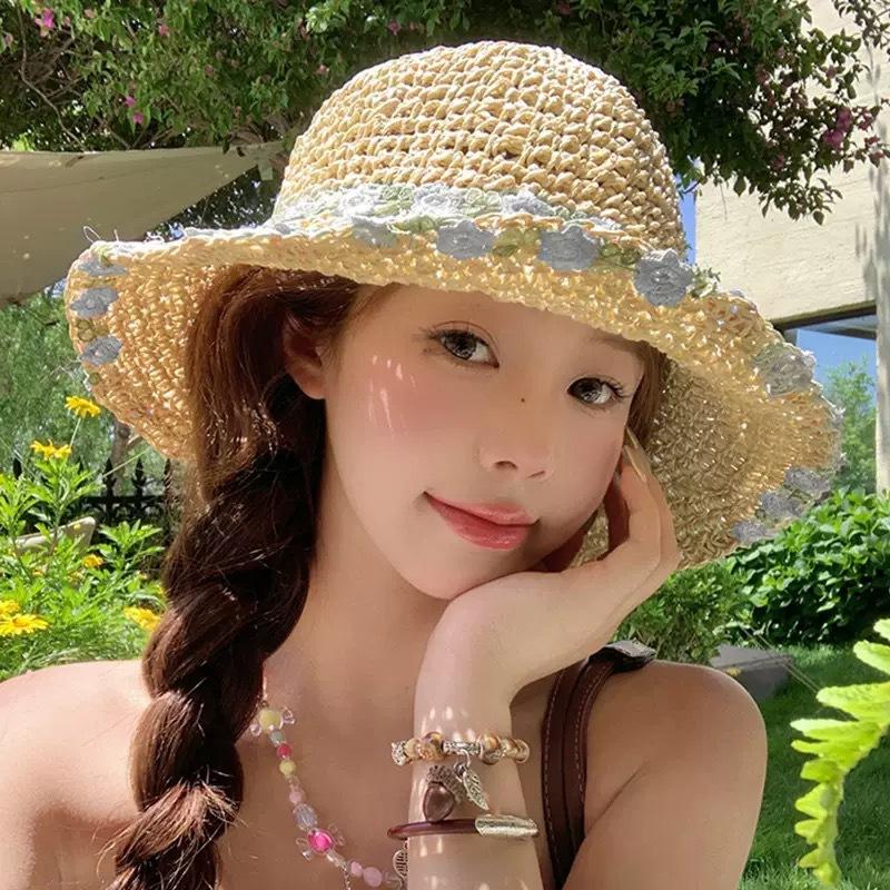 Flat-top straw hat women's straw top hat, new summer big-brimmed sun hat, seaside vacation sun hat