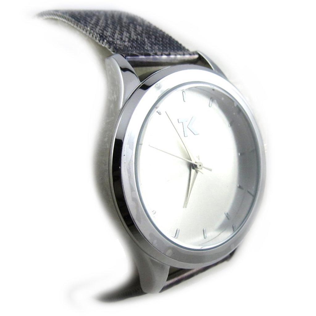 Les Trésors De Lily [N2309] - Montre femme 'Trendy' argenté gris (peau de bête)