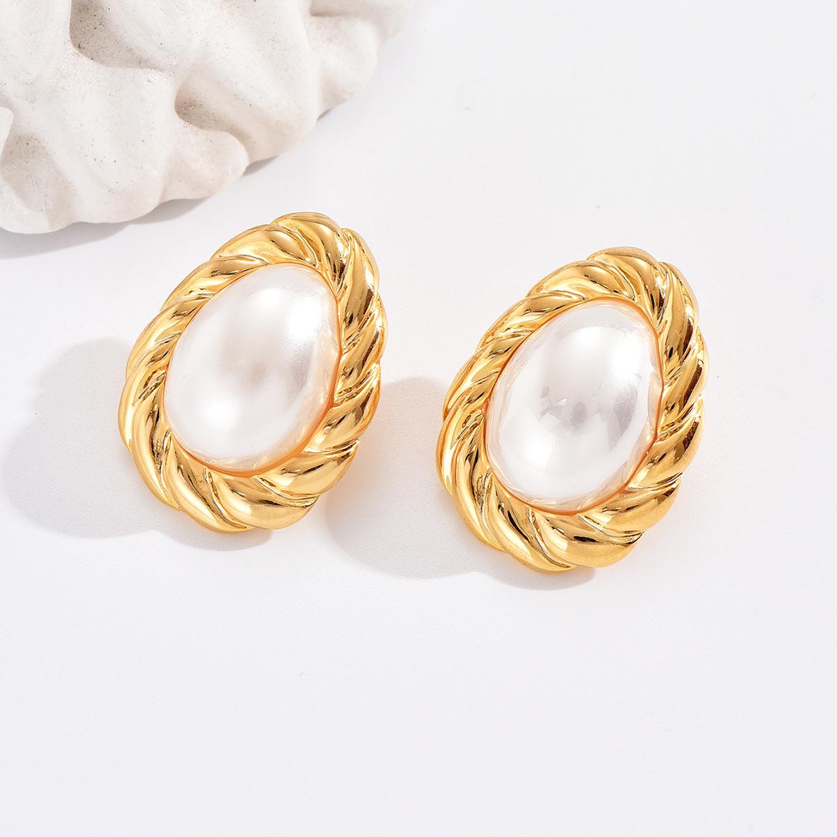 New Retro Earrings, High-end, Elegant, Personalized, Exaggerated, Water Droplet Fashion Earrings золотой