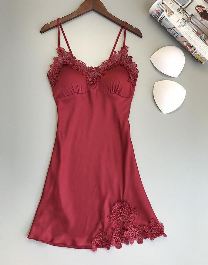 Black Lace Padded Camisole Nightgown - Sexy Hollowed-Out Sleepwear for Summer Nights