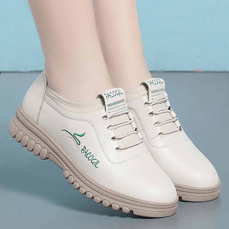 Spring Autumn Women Anti-slip Soft Bottom Comfort Fashion Oxford Single Shoes Casual Flat Lightweight Soft Leather Sneakers