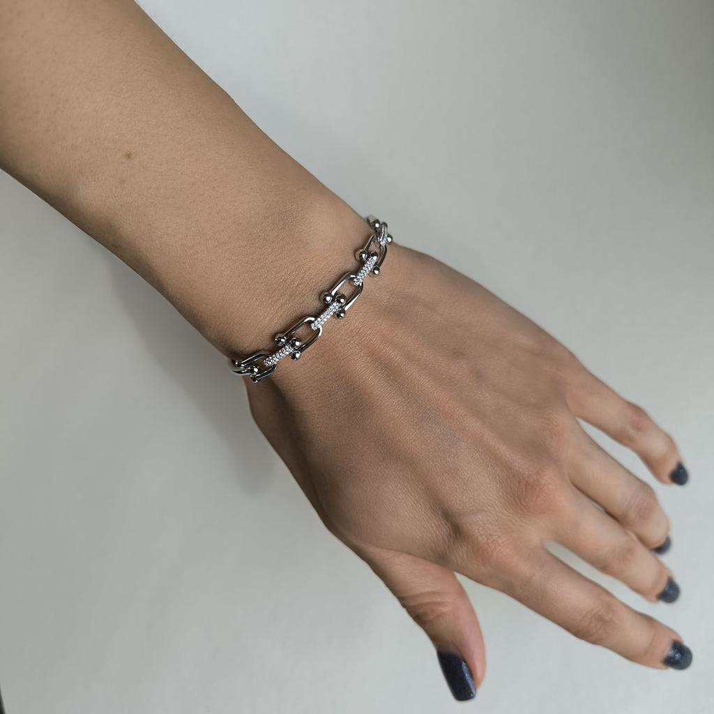 Silver Bracelet with Cubic Zirconia, Item Weight 12.45 G (2182887)