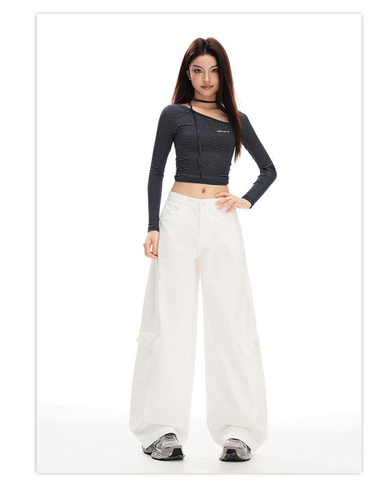 Women's Military Green Wide-Leg Jeans: Autumn Curved Knife Design, Loose Fit, Floor-Length Casual Workwear Pants.