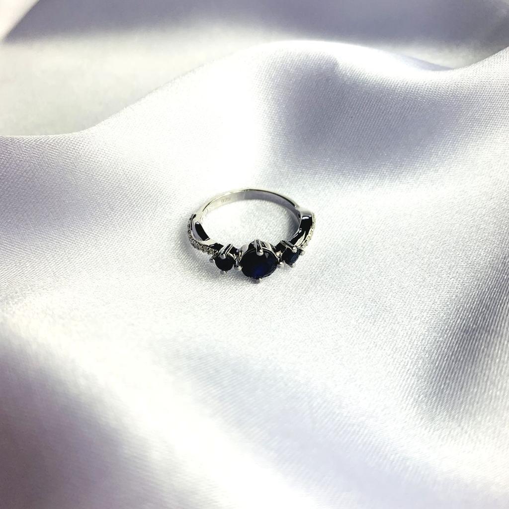 Silver Ring with Natural Sapphire 1.62ct (2061168)