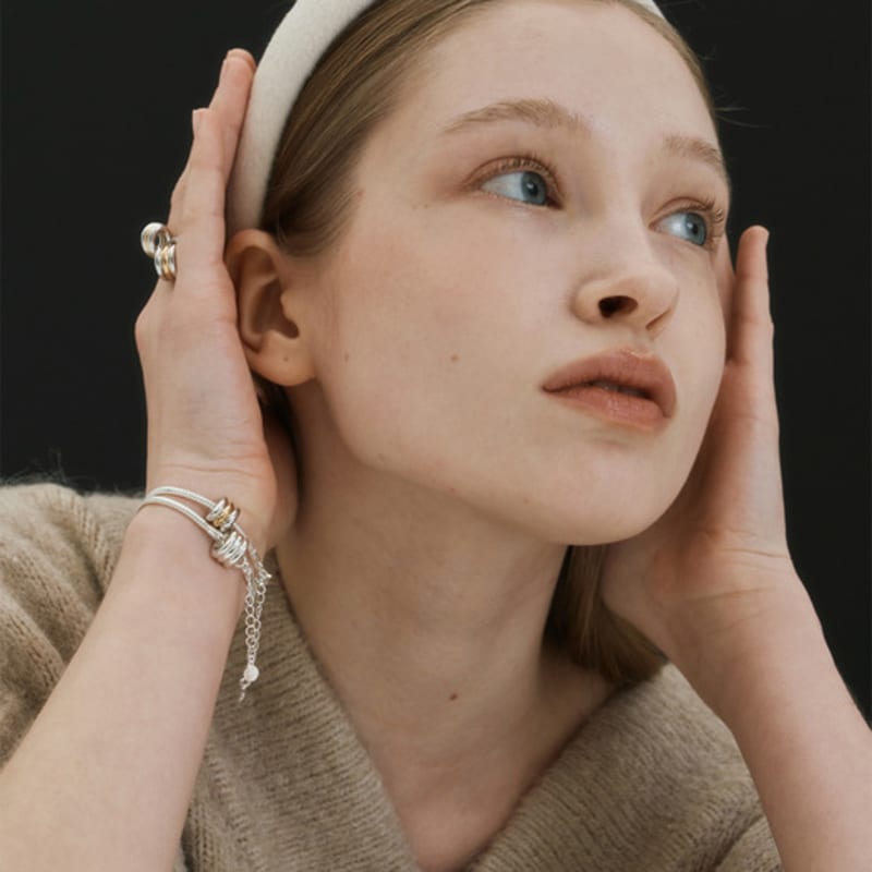 

OOV EGG 04 B (Silver) SILVER 16+3CM