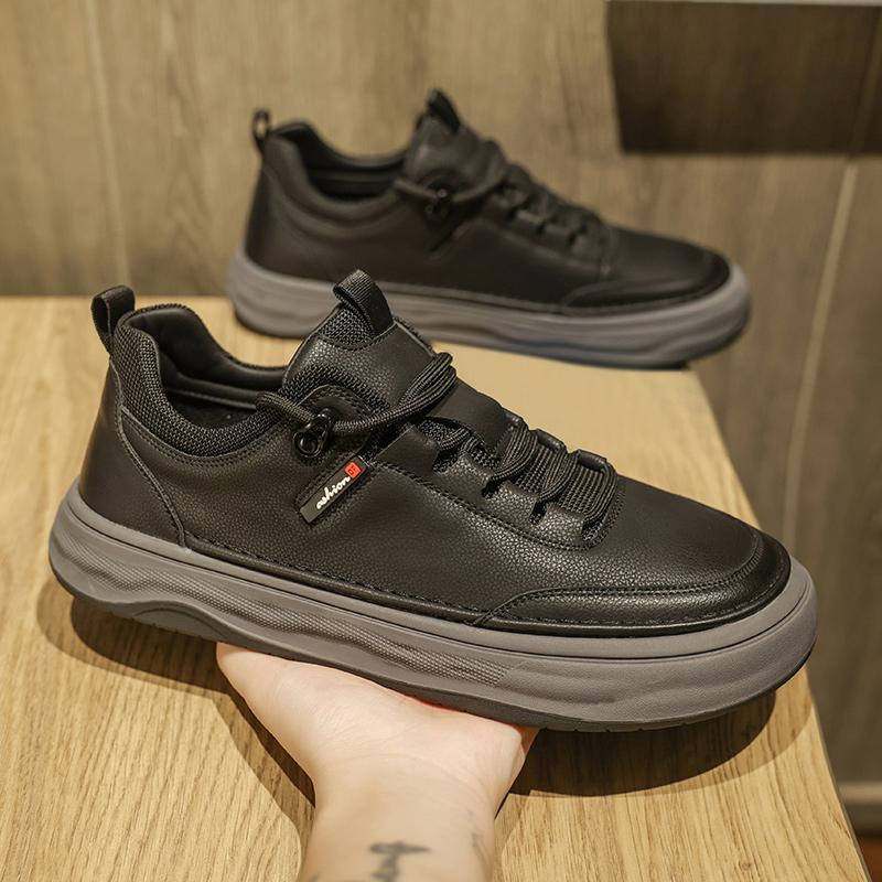 Fashion British Style 2024New Men Casual Leather Shoes Classic Handmade Flats Designer Outdoor Shoes Brand Lace-Up Antiskid Walking Shoe