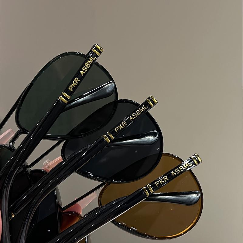 Vintage Pilot Sunglasses Men Fashion Classic Outdoor Casual Shades Women New Trendy Luxury Brand Design Decor Sun Glasses