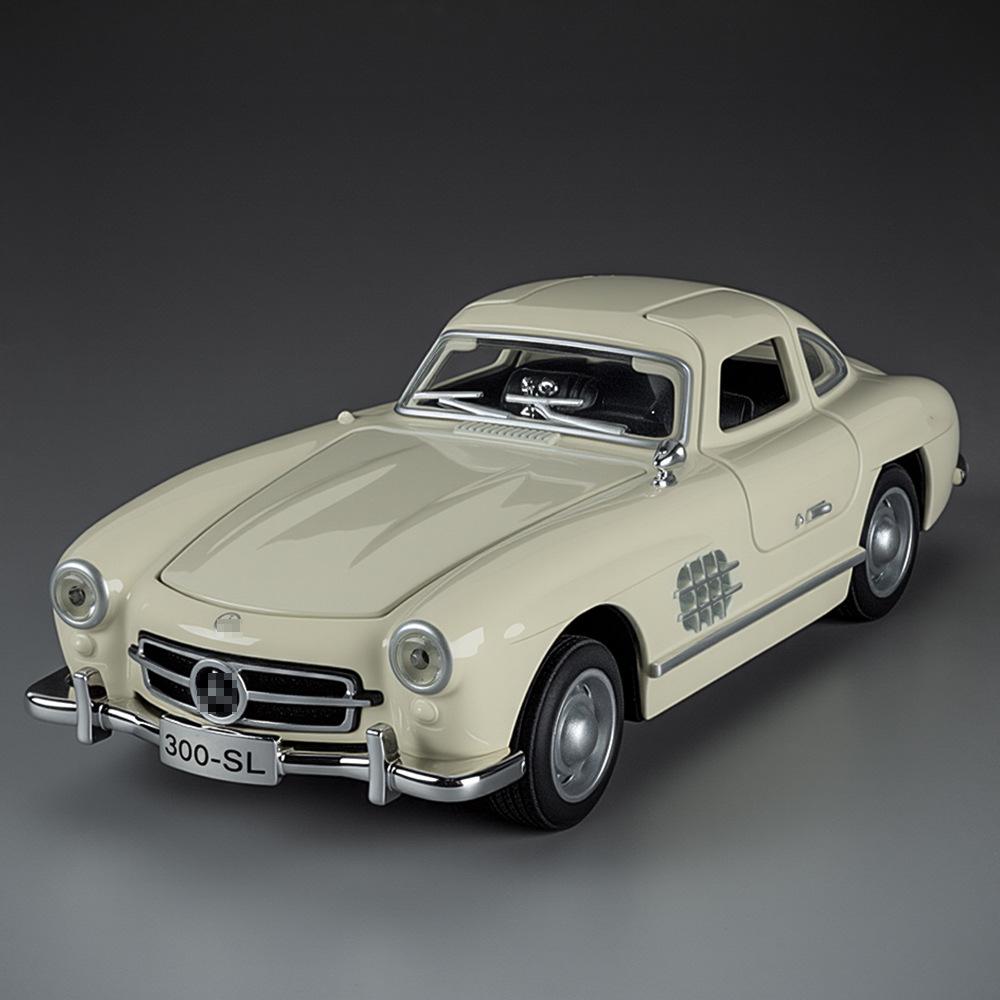 1:32 Scale 300SL Miniature Vintage Car Model Toys Alloy Diecast Sound Light Doors Opened Pull Back Ornament Model for Kids Gifts