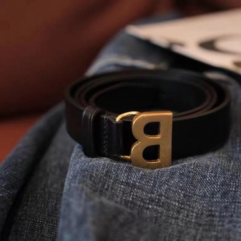 Black Versatile Wide Waist Belt For Women Stylishly Designed With Decorative B Buckle