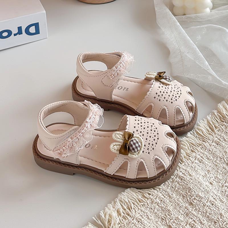 2026 New Style Girls  Pink Breathable Princess Sandals: Soft Sole, Non-Slip, Versatile Summer Shoes for Toddlers. Size 25