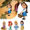 Feestelijke kerstboomversiering met Assepoester, Sneeuwwitje, Ariel, Belle en Rapunzel.