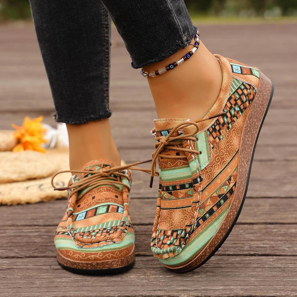 Big-size Ethnic Style Casual Shoes for Women, Colorful Lace-up Graffiti Low-top Canvas Shoes