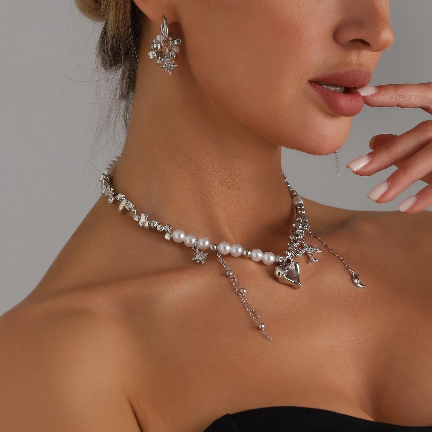 

Модные украшения для женщин серебряный