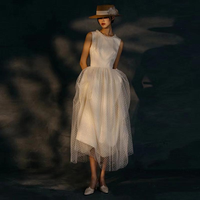 

Elegant Vintage Hepburn White Lightweight Wedding Dress Simple Design Bridal Gown Registry Office Dress Code Floor Length Xl
