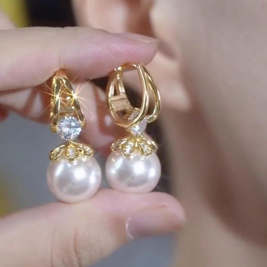 New Retro Light Luxury Purple Pearl Ear Buckle, High-end Flower Earrings Internet Celebrity Earrings