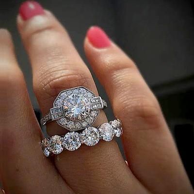 Nuovi anelli doppi impilabili alla moda per le donne Accessori per feste di nozze con gioielli femminili di lusso con zirconi lucenti
