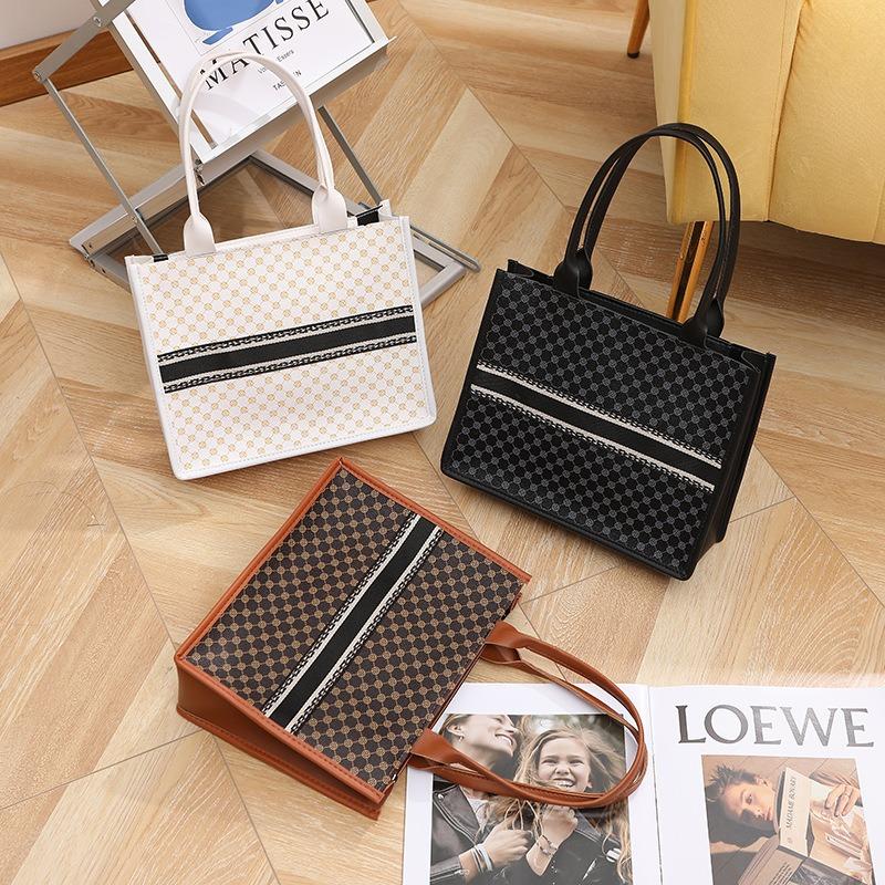 Fashion printed handbag New retro tote bag Contrast color women's bag Casual shopping bag One shoulder messenger bag