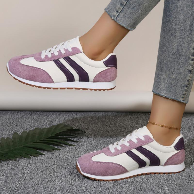 Women's Leather Color-Blocked Breathable Flat Lightweight Casual Running Sports Shoes, Available In Large Sizes.