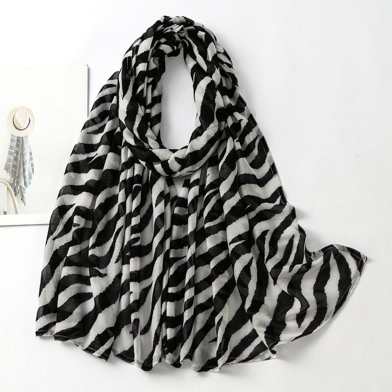 

Classic popular leopard print human cotton long towel hot-selling retro trend zebra print headscarf women 190CM