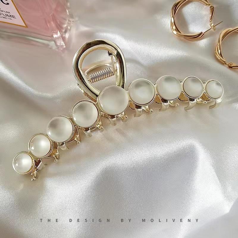 High-End Women's Rhinestone Hair Shark Clip - Large, Stylish, and Trendy Hairpin