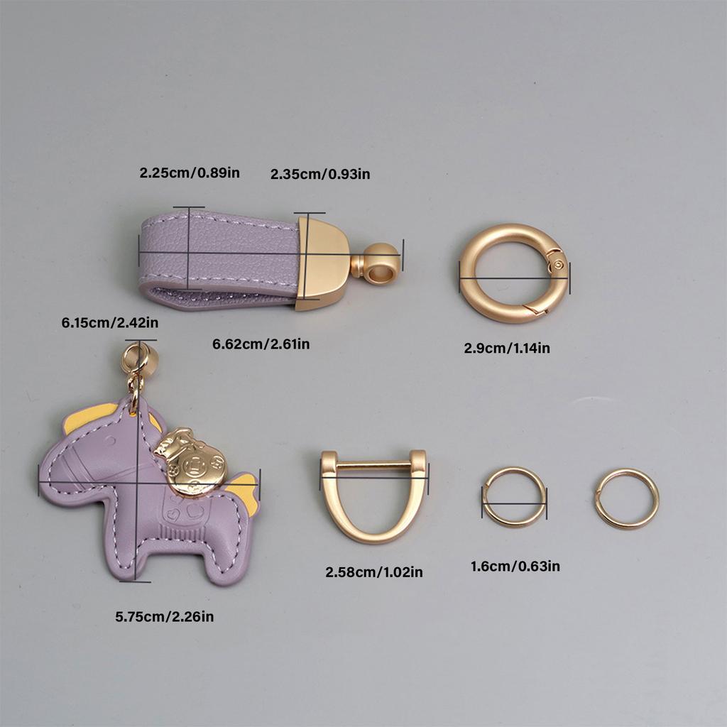 Fasjonabelt teksturert nøkkelanheng hesteform multifunksjonelt tilbehør hverdagsbruk nøkkel smykker egnet for nøkler vesker