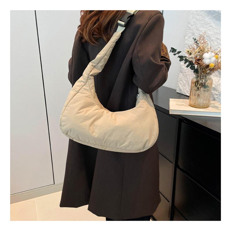 New Nylon Moon Bag, Simple, Lightweight and Large Capacity.