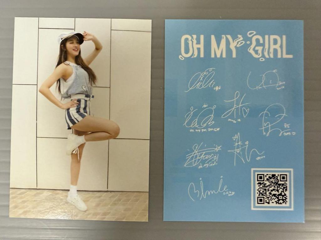 [USED] OH MY GIRL Arin Autographed CD
