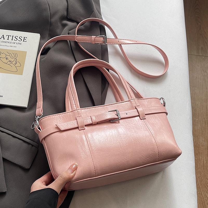 Popular new Korean version of niche casual oil wax leather portable bucket bag fashionable and simple commuter versatile messenger women's bag