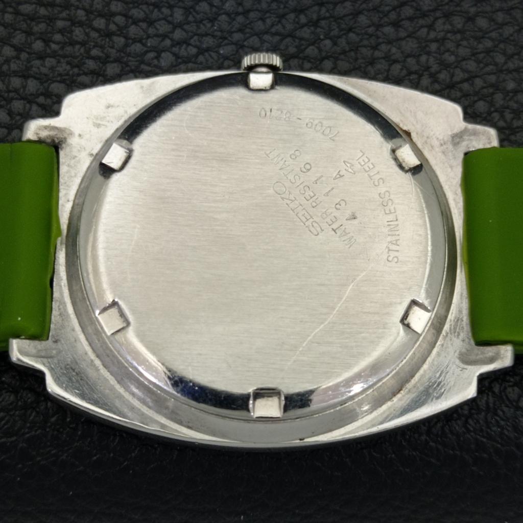 SEIKO 5 AUTOMATIC VINTAGE 7005A JAPAN MENS GREEN COLOR DIAL WATCH a702305-5