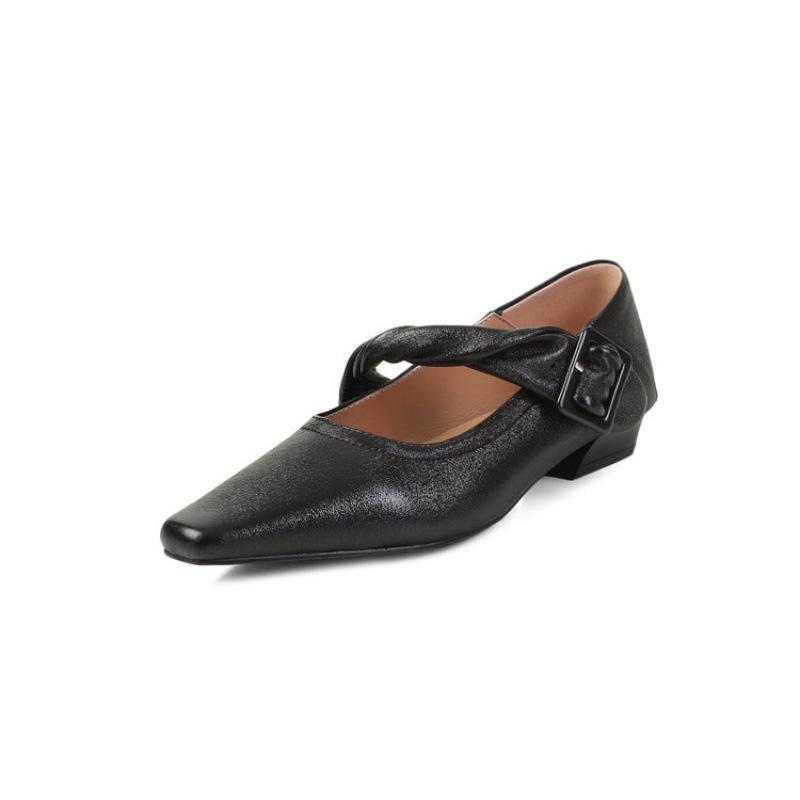 New women's fashion single shoes pointed leather non-slip beef tendon sole sheepskin women's shoes low heel large size four-season small leather shoes